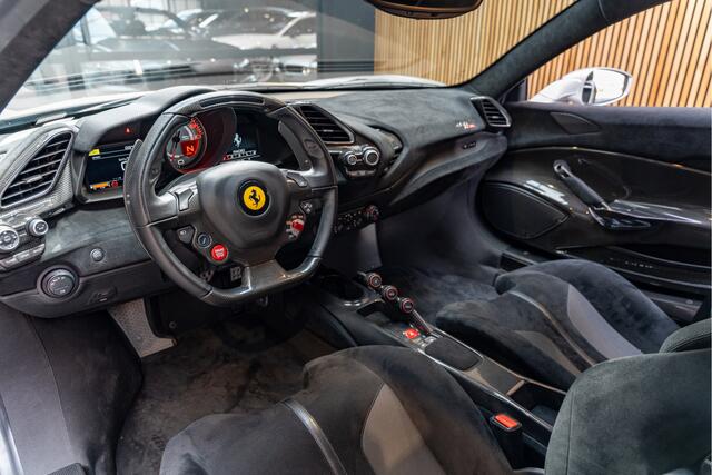 Ferrari 488 Pista HELE Lift Carbon Painted Stripes 3.9 Pista HELE