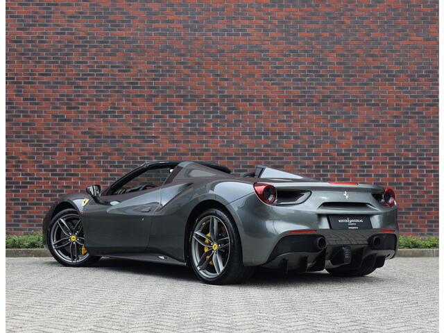 Ferrari 488 3.9 Spider HELE | Grigio Silverstone - New Power - Lift