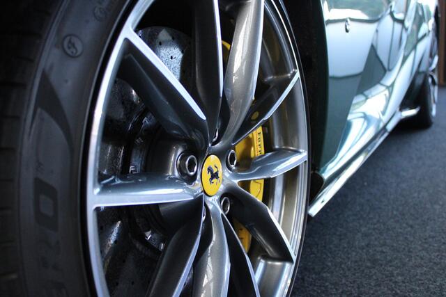 Ferrari 812 GTS 6.5 V12 HELE