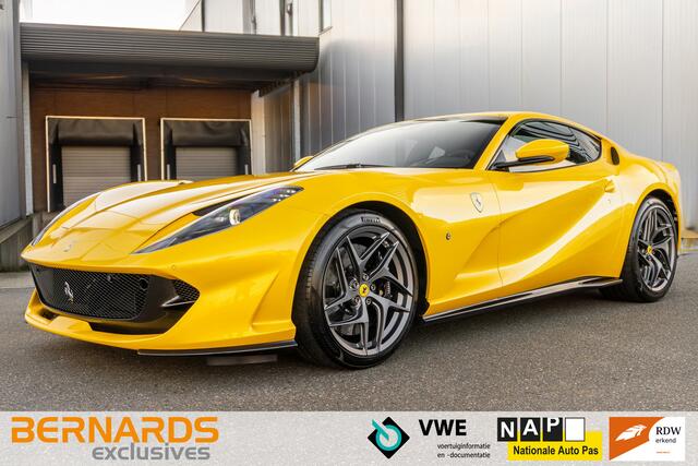 Ferrari 812 Superfast V12 - ATELIER - Giallo Triplo Strato