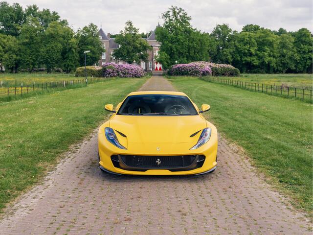 Ferrari 812 6.5 V12 Superfast, Giallo Opaco, Full Matte Carbon Exterior