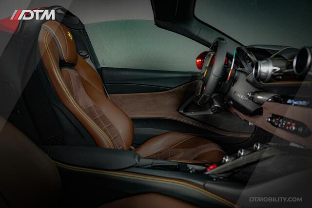 Ferrari 812 GTS 6.5 V12 HELE | Rosso Magma | Carbon | Lift | Passenger Display |