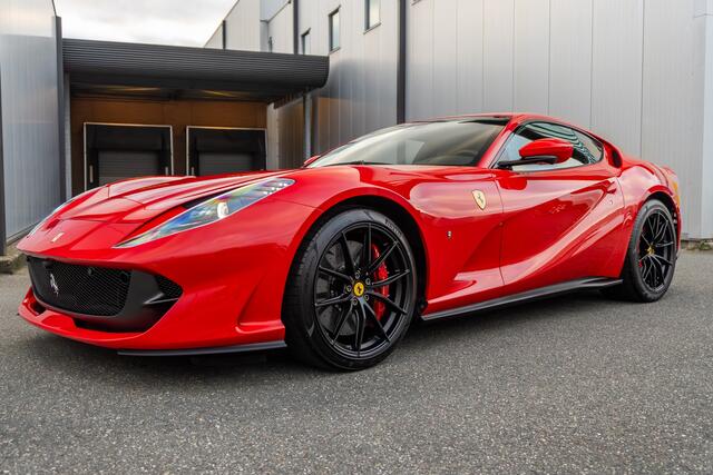 Ferrari 812 Superfast - Rosso Corsa | LIFT | JBL | PDIS | CARBON LED