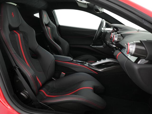 Ferrari 812 Superfast |1e eigenaar|dealer onderhouden|Racing seats|full carbon|passenger display|lift|JBL|voor en achtercamera|