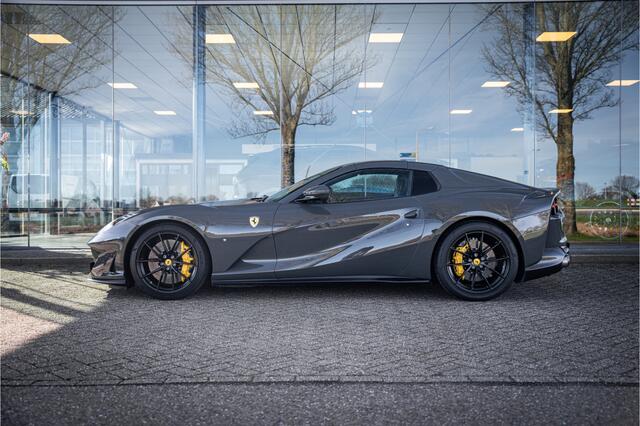 Ferrari 812 GTS 6.5 V12 HELE ** Lift ** JBL ** PPF ** NOVITEC ** Daytona Seats ** BTW ** Pass. Display ** Carbon Ext. + Int.