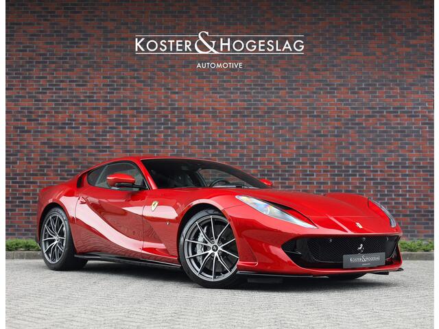 Ferrari 812 6.5 V12 Superfast HELE | Rosso Fuoco - Lift - 360 camera