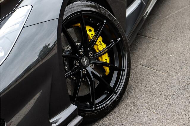 Ferrari 812 6.5 V12 Superfast HELE NL AUTO **Capristo/Carbon Pack/Carbon Kuipstoelen/Drivers Display**