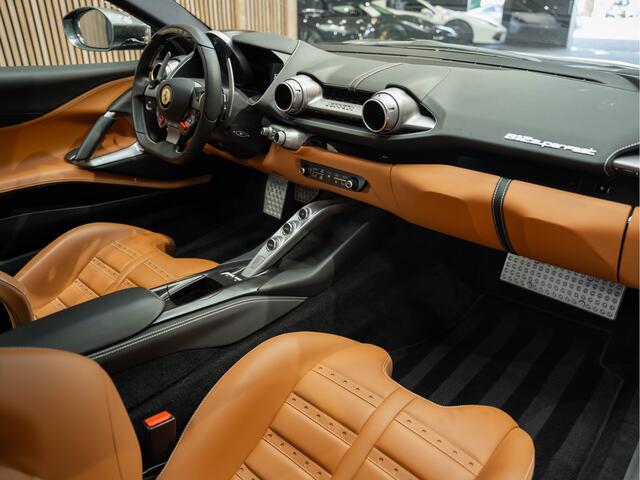 Ferrari 812 V12 Superfast HELE Carbon Sport Stoelen 6.5 V12 Superfast HELE