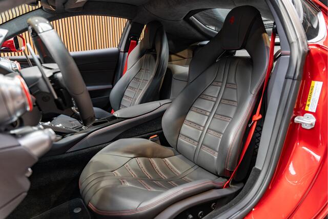 Ferrari 812 Superfast TDF Wheel Carbon JBL Passenger Display 6.5 V12 Superfast HELE Special Equipment
