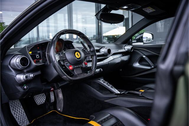 Ferrari 812 6.5 V12 Superfast HELE - Racing seats l Passenger display l JBL