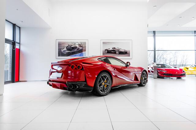 Ferrari 812 Superfast ~Ferrari Munsterhuis~