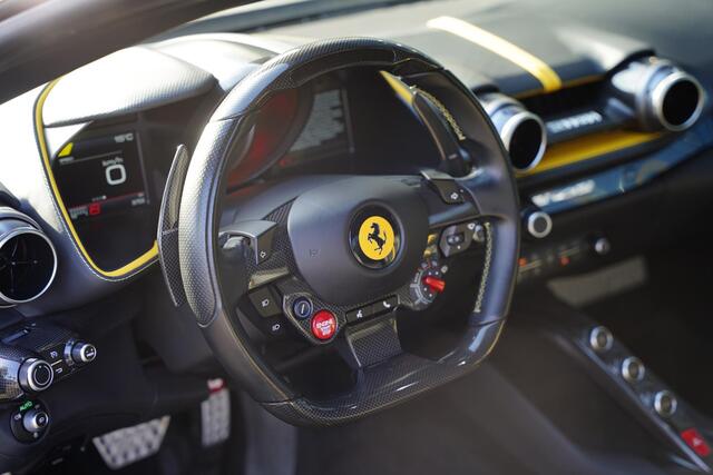 Ferrari 812 6.5 V12 Superfast HELE / Carbon / Lift / Passenger Display / Leder Nero
