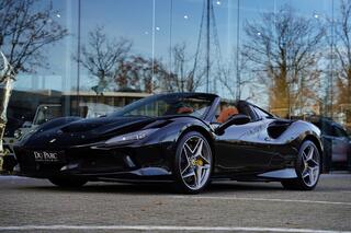 ferrari-f8-spider-3.9-v8-hele-cuoio