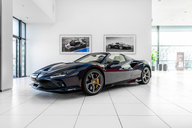 Ferrari F8 Spider ~Ferrari Munsterhuis~
