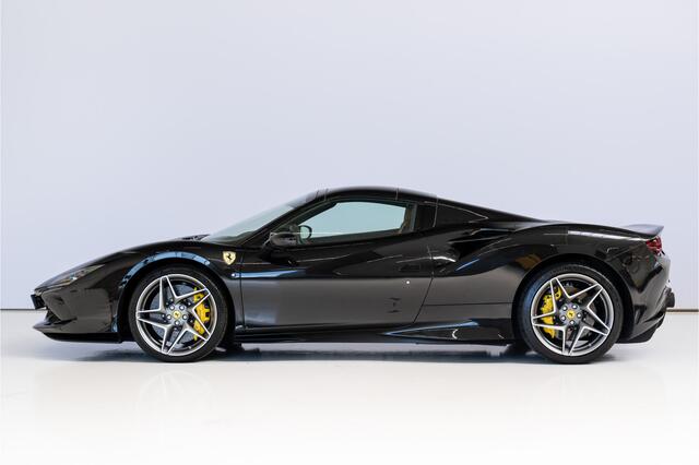 Ferrari F8 Spider 3.9 V8 HELE, Carbon Seats, Lift