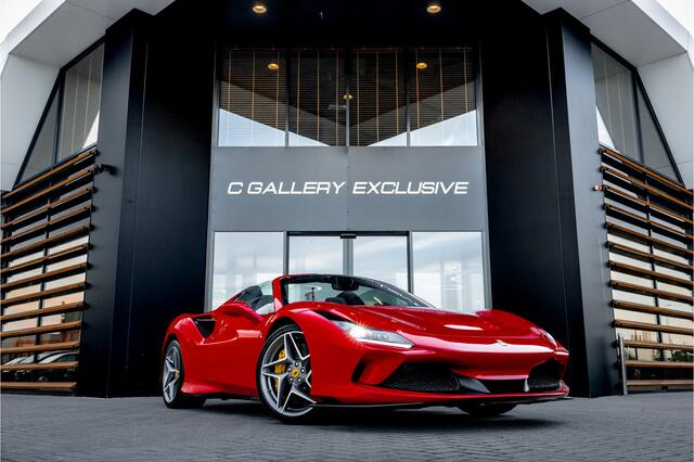 Ferrari F8 Spider 3.9 V8 HELE - Passenger Display | Lift | Carbon