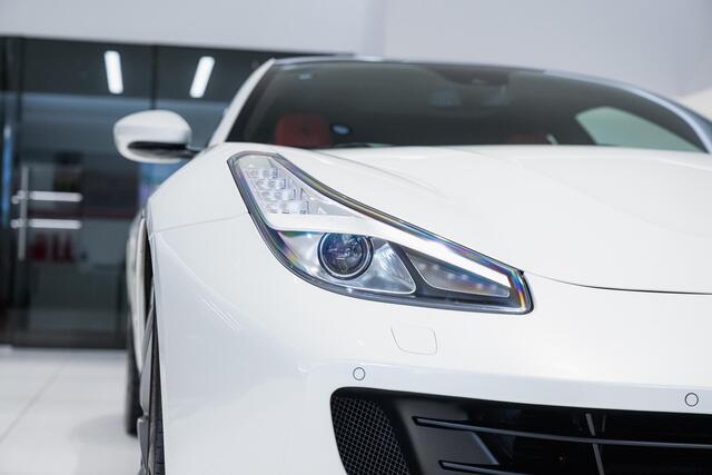 Ferrari GTC4 T - Kroymans Ferrari