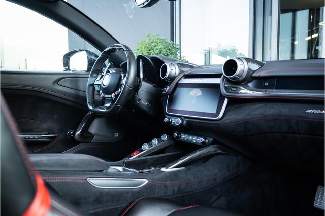 Ferrari GTC4 6.3 V12 - 4-zits l Lift l Passanger Display l Carbon l Panorama
