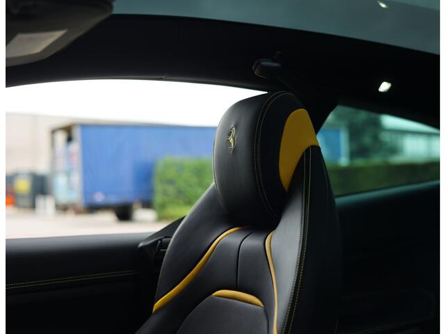 Ferrari GTC4 6.3 V12 | Giallo Triplo Strato - Lift - Nieuwstaat!