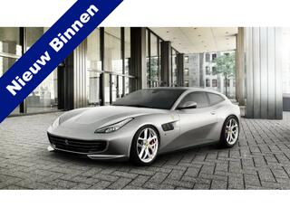 Ferrari GTC4