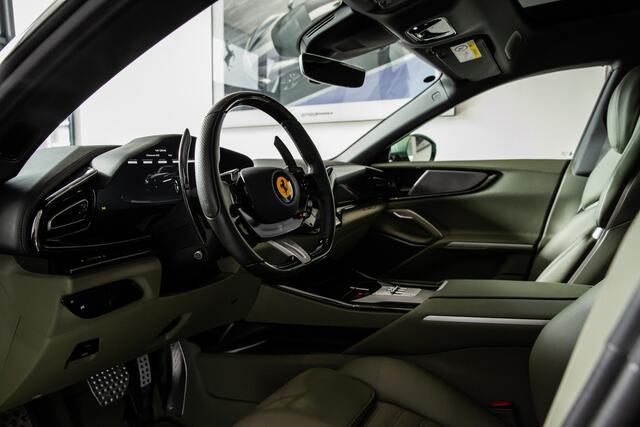 Ferrari Purosangue ~Ferrari Munsterhuis~