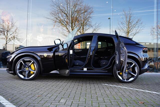 Ferrari Purosangue 6.5 V12 Full Carbon Pack Lifting Panoramadak