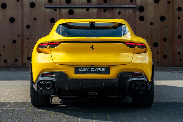 Ferrari Purosangue 6.5 V12 | Vol Carbon | Massage stoelen | Giallo Modena | Painted Shields |