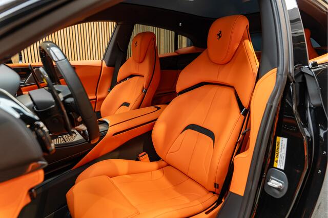 Ferrari Purosangue Airbrushed Shields Arancio Full Carbon 6.5 V12