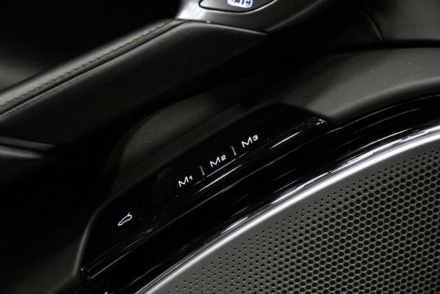 Ferrari Roma 3.9 V8 HELE *2 Jaar Ferrari-Power Garantie / Keramisch / Passenger-Display / Full ADAS / Surround-View / JBL*