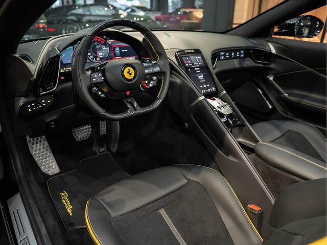 Ferrari Roma Spider V8 Full Carbon ADAS Roma Spider 3.9 V8 Carplay Giallo Stitching