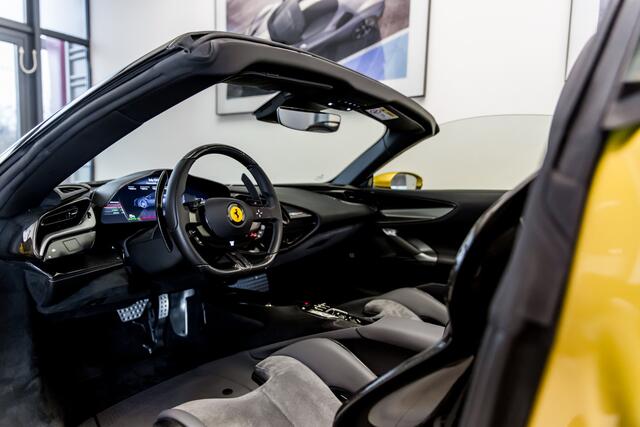 Ferrari SF90 Spider ~Ferrari Munsterhuis~