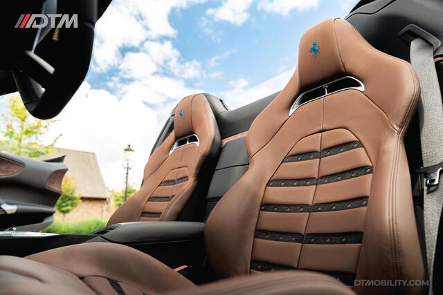 Ferrari SF90 Spider 4.0 V8 | Blu Pozzi | Daytona Seats Cioccolato |