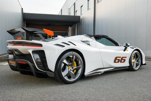 Ferrari SF90 Spider XX - Bianco Cervino - 1 of 599 - NEW!