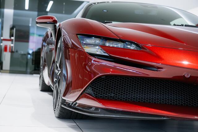 Ferrari SF90 Stradale - Kroymans Ferrari
