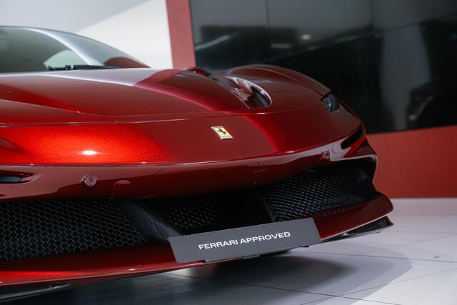 Ferrari SF90 Stradale - Kroymans Ferrari