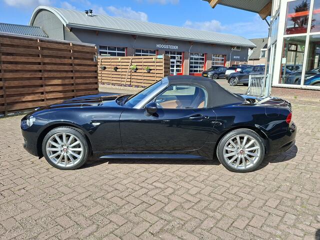 Fiat 124 Spider 1.4 MultiAir Turbo Lusso, leer, Bose