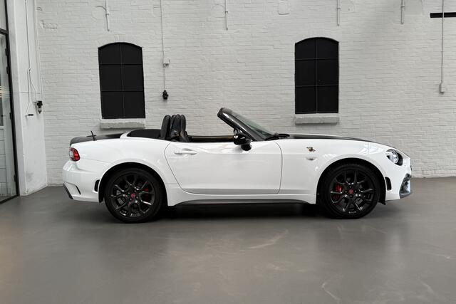 Fiat 124 Spider 1.4 MultiAir Turbo Abarth Scuderia Tuning - Handgeschakeld
