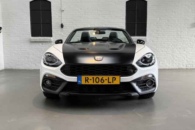 Fiat 124 Spider 1.4 MultiAir Turbo Abarth Scuderia Tuning - Handgeschakeld