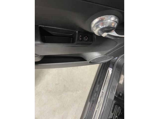 Fiat 500 1.0 Hybrid 70pk Google Connect 51kw Carplay / Cruise C./ PDC / Airco