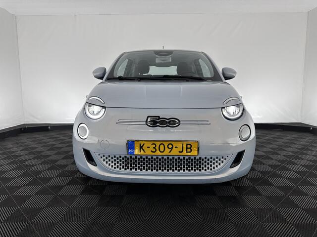 Fiat 500 Icon 42 kWh [ 3-Fase ] (INCL-BTW) *FULL-LED | DIGI-COCKPIT | CCS-FASTLOADER | KEYLESS | CAMERA | NAVI-FULLMAP | DAB+ | ECC | PDC | CRUISE | LANE-ASSIST | APP.CONNECT | COMFORT-SEATS | 16''ALU*