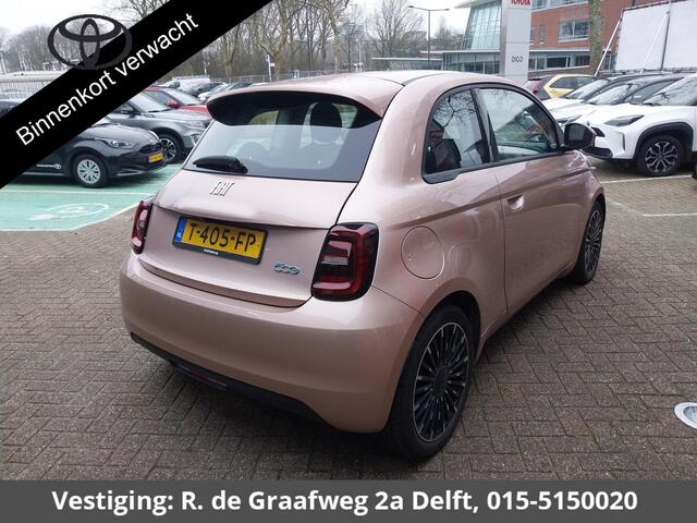 Fiat 500 Icon 42 kWh | Keyless | Navigatie | Camera