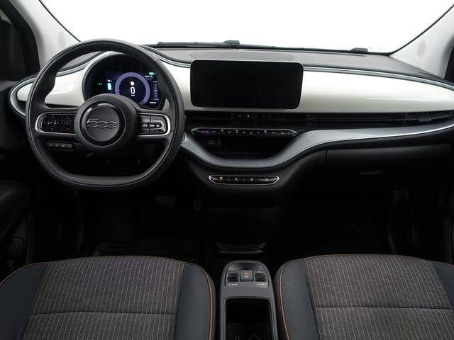 Fiat 500 Icon 42 kWh Aut- Two Tone, Led, Carplay, Virtual Cockpit, Dynamic Select