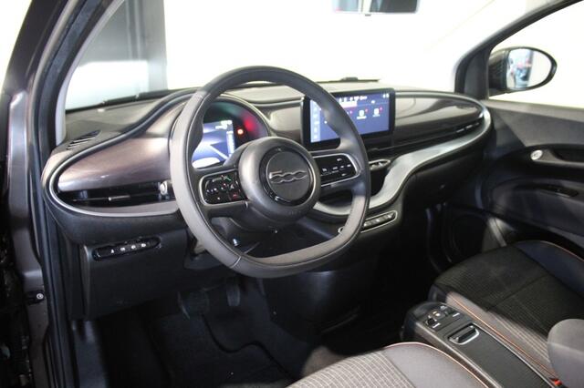 Fiat 500 ICON 42 KWH CARPLAY NAVI CLIMA CAMERA USB LED ALL-IN PRIJS!