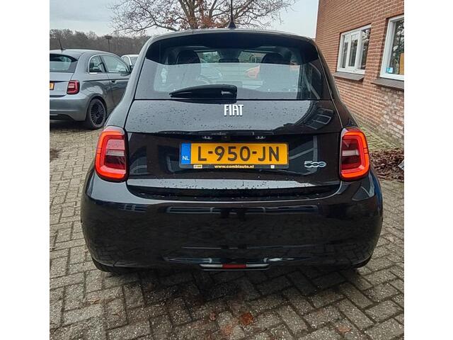 Fiat 500 E-42KW-Sunroof- LED -Adaptive Cruise- Meer