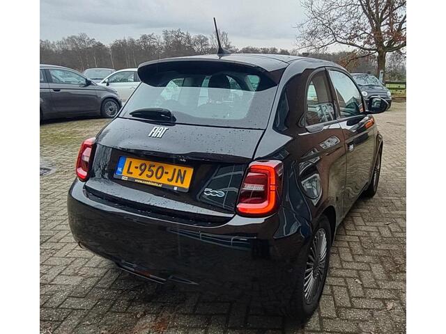Fiat 500 E-42KW-Sunroof- LED -Adaptive Cruise- Meer