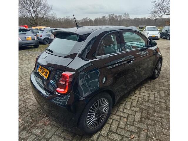 Fiat 500 E-42KW-Sunroof- LED -Adaptive Cruise- Meer
