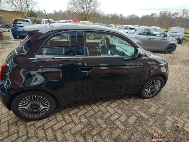 Fiat 500 E-42KW-Sunroof- LED -Adaptive Cruise- Meer
