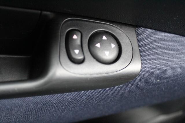 Fiat 500 1.0 Hybrid Cruise control I Airco I Elek ramen