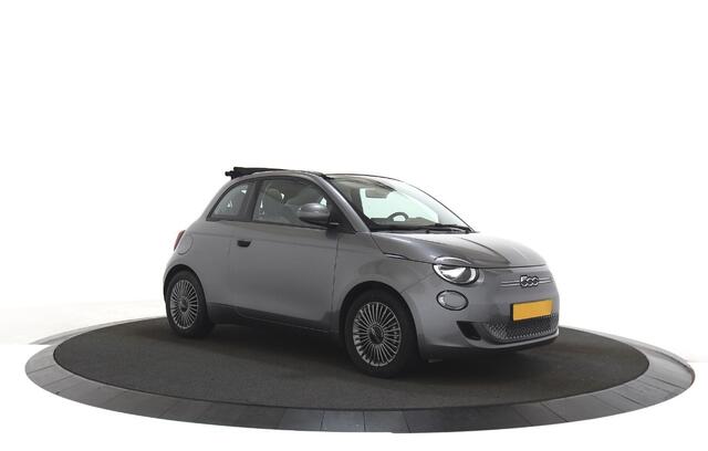 Fiat 500 La Prima 42 kWh Apple carplay / Navigatiesysteem / Elektrisch bedienbare cabriokap