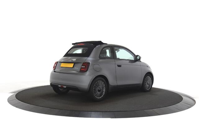 Fiat 500 La Prima 42 kWh Apple carplay / Navigatiesysteem / Elektrisch bedienbare cabriokap